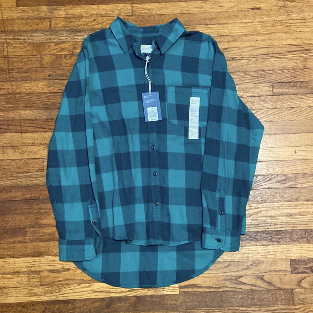 Long-sleeve plaid flannel